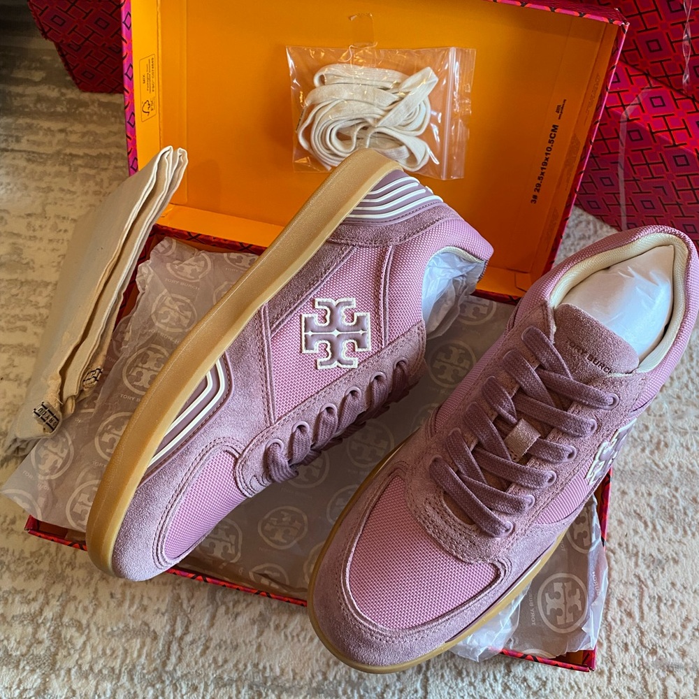 Tory Burch Pink Sneakers with Gold Details - Picture 8 of 10